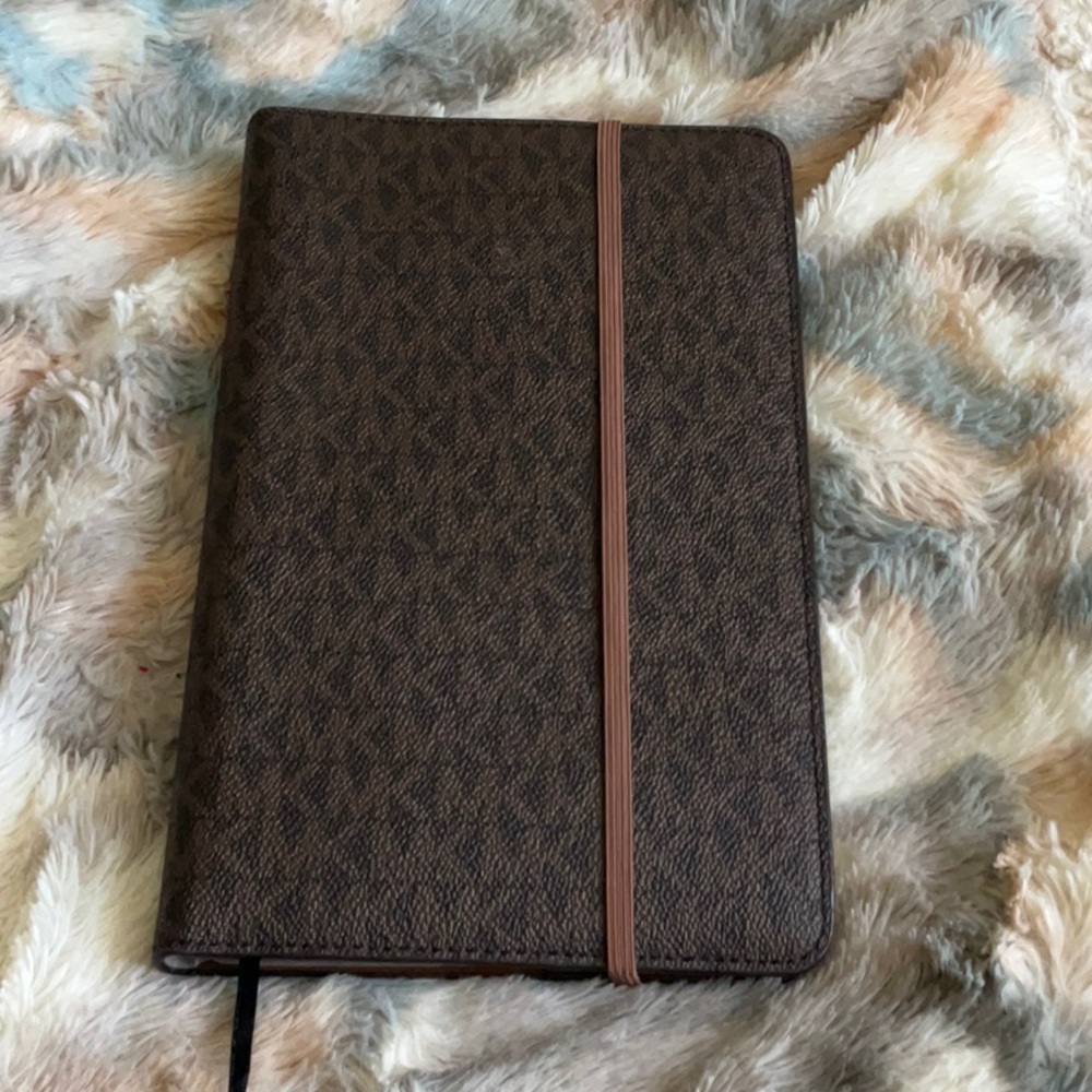 MICHAEL Kors Writing Jornal